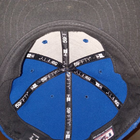 Baseball cap - Picture 3 of 4